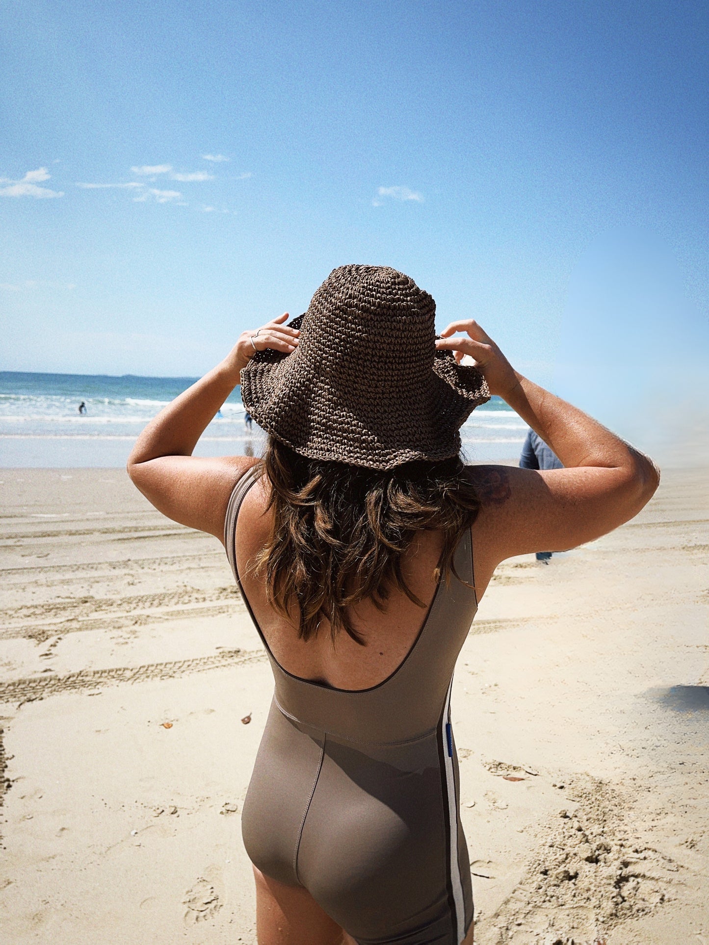 Throwing Shade Hat - Brown